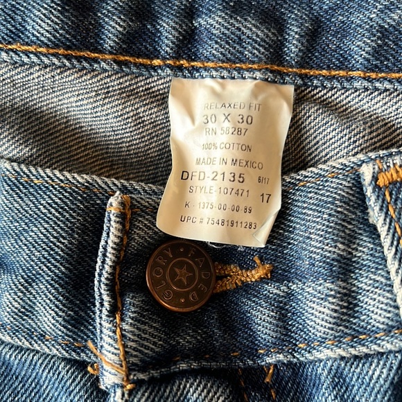 High rise classic straight jeans - Picture 11 of 11